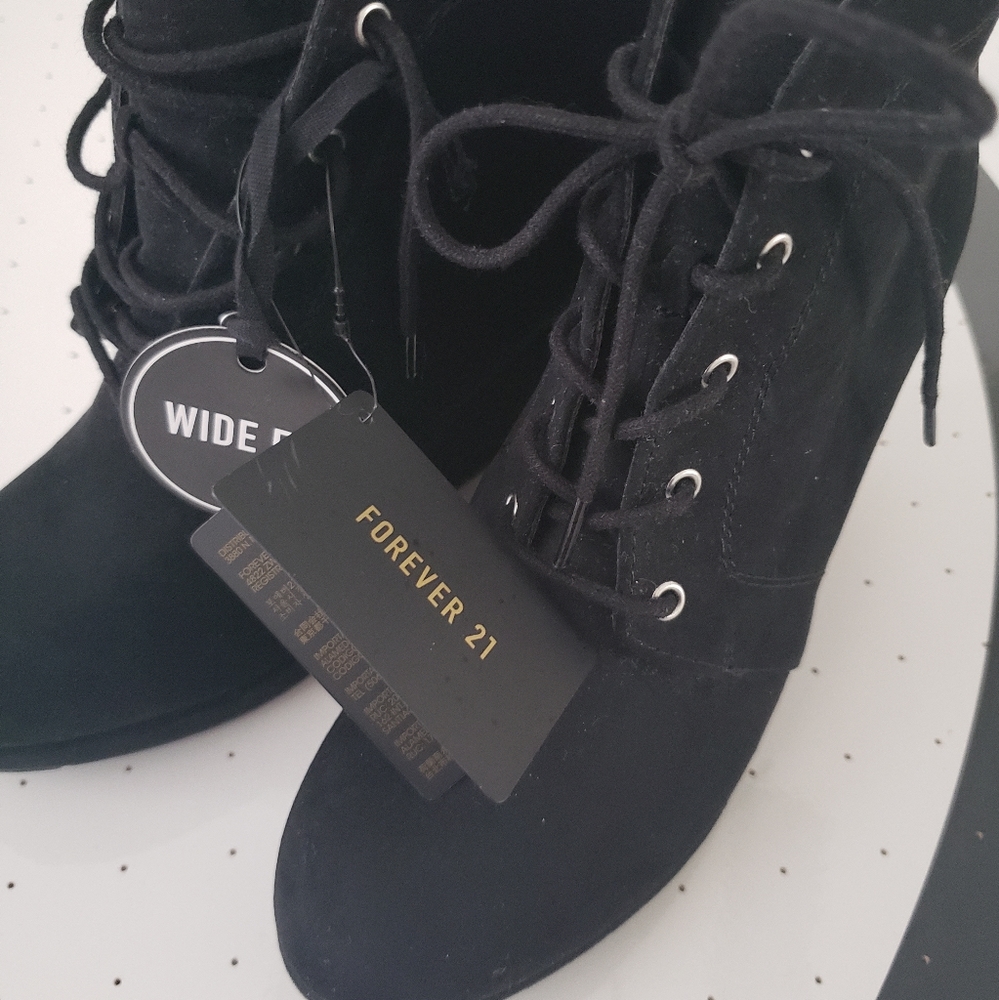 Forever 21 Shoes/Booties